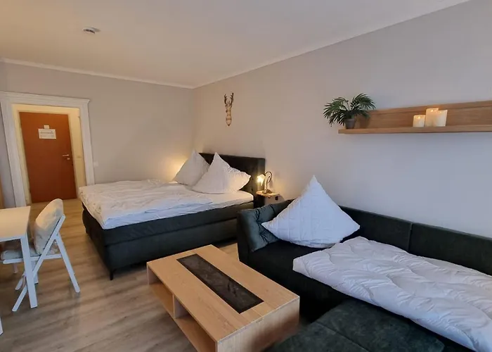 Daire Boeckchen - Vier Jahreszeiten Goslar